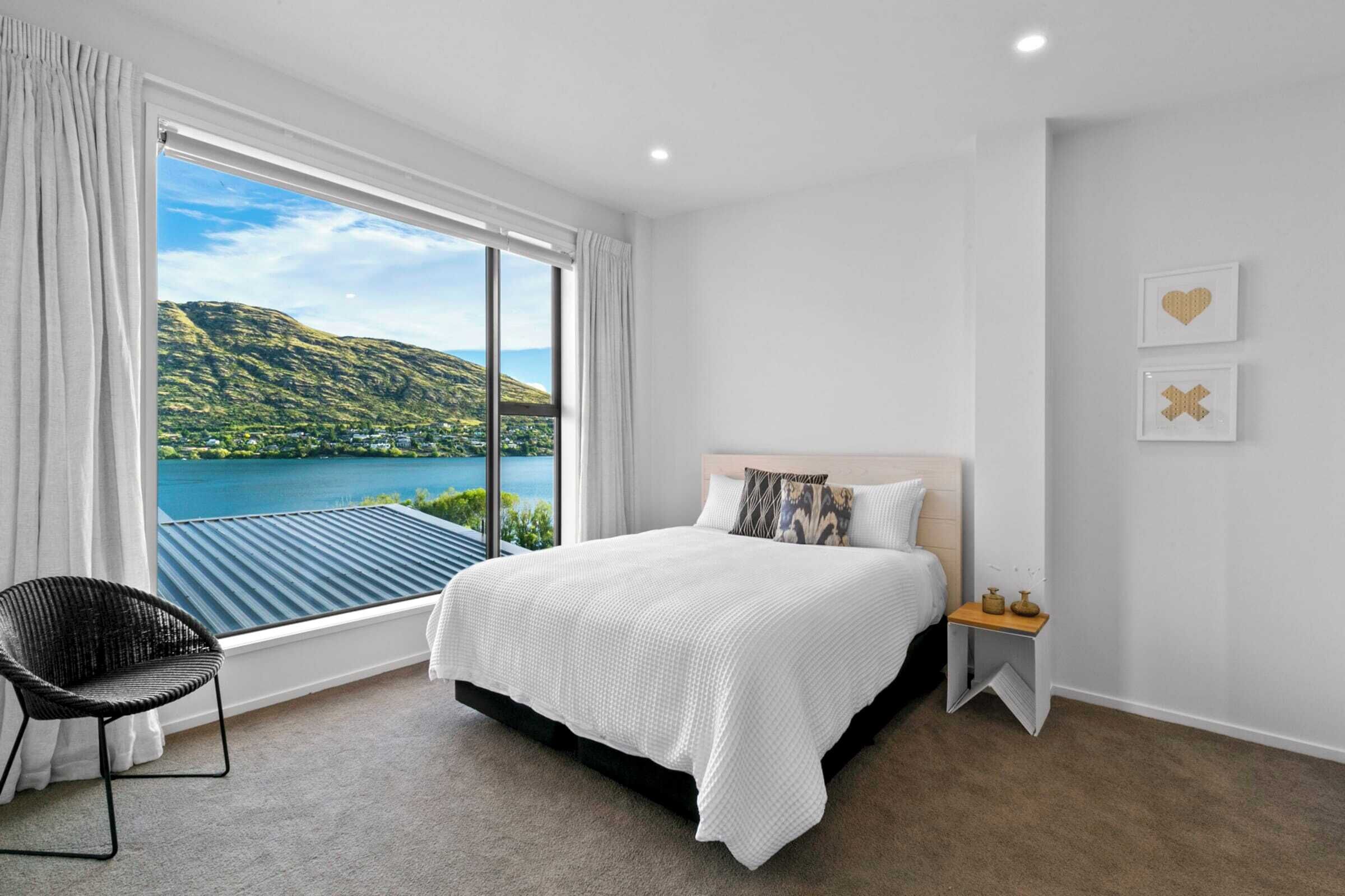 3 bedrooms, iron/ironing board, travel cot, WiFi