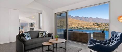 Televisión y oficina