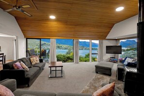 TV, fireplace, offices