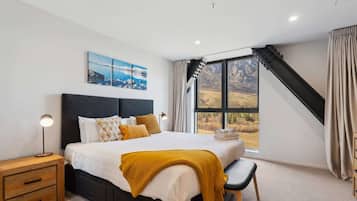 1 bedroom, iron/ironing board, travel cot, WiFi