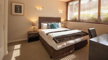 1 bedroom, iron/ironing board, travel crib, WiFi