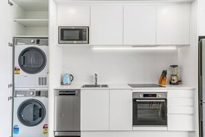 Fridge, microwave, oven, stovetop