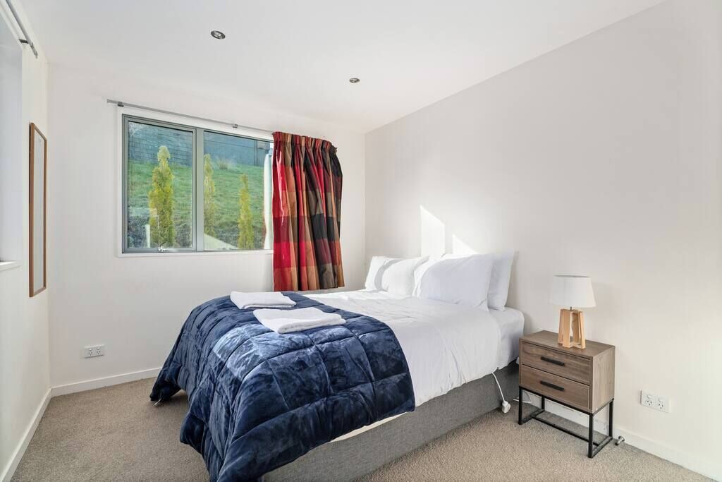 2 多间卧室、熨斗/熨衣板、旅行婴儿床、WiFi