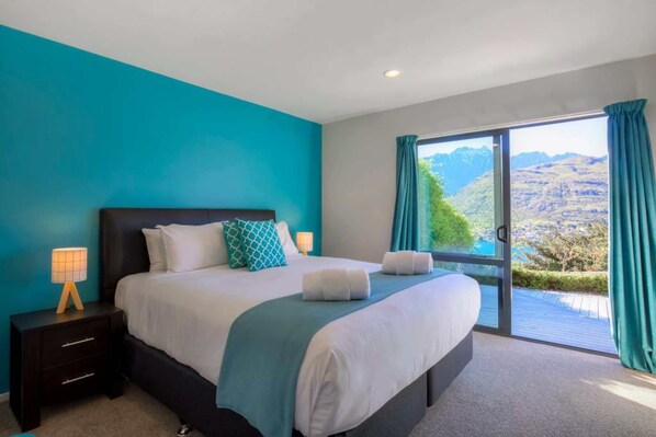 3 habitaciones, tabla de planchar con plancha, cuna de viaje y wifi