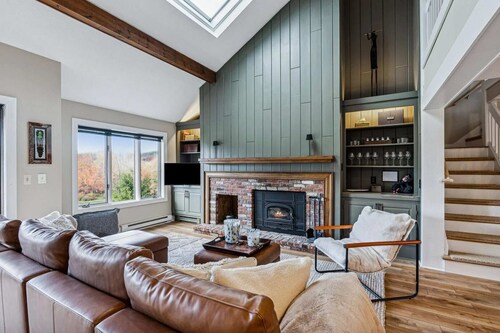 On Golf Course, Fireplace, Views! - Landmark 1C