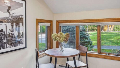 On Golf Course, Fireplace, Views! - Landmark 1C