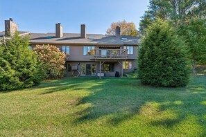 Exterior - On Golf Course, Fireplace, Views! - Landmark 1C (Quechee)