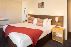 1 bedroom, iron/ironing board, travel crib, WiFi - Marina 303A-Studio Su (Queenstown)