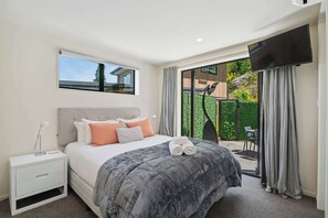 4 bedrooms, iron/ironing board, travel cot, WiFi