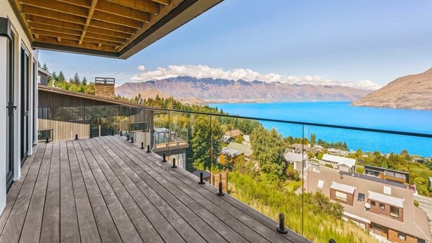 Unclassified image, 1 of 31, button - Lakeview Paradise On Wynyard (Queenstown)