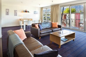 تلفزيون، مكتب