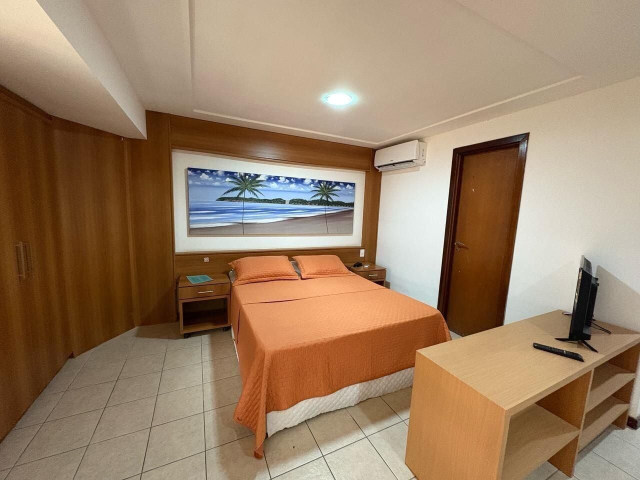 Basic Studio | Wi-fi percuma 