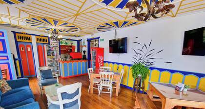 Hostal Mythos