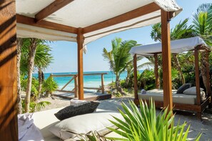 Private beach, white sand - ANANA Casa Kaab Kaan (Tulum)