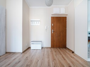 Interior - Pogonowskiego 2-Bedroom Apartment (Lódz)