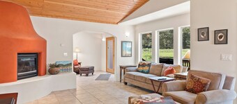 Convenient Location | Fireplace | Pet Friendly | Country Club Villas 13