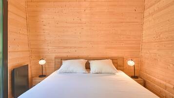 5 slaapkamers, een strijkplank/strijkijzer, gratis wifi, beddengoed