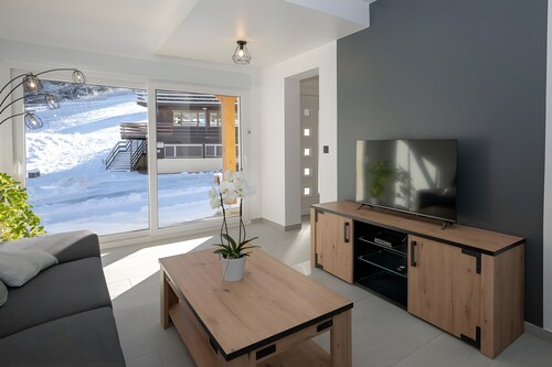 Chalet du Souillet mit Bergblick, privater Terrasse und WLAN