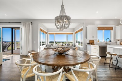 BEACH HOME |OCEAN FRONT | HOT TUB | GAME RM |  5BR