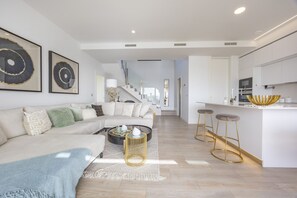 TV - Villa 'Campana Garden 52' with Mountain View, Wi-Fi and Air Conditioning (Finestrat)