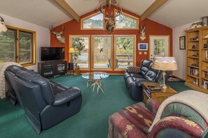 テレビ、DVD プレーヤー