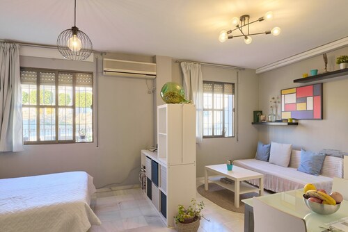 Casa Curro — Cozy Studio with Garden Views in Baena