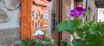 Landhaus 'Casa Rural El Serrano' mit Bergblick, Gemeinschaftsterrasse und privatem Garten