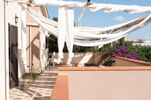 Property grounds - Villa 'Casa Di Elvira' with Private Terrace, Wi-Fi, and Air Conditioning (Licata)