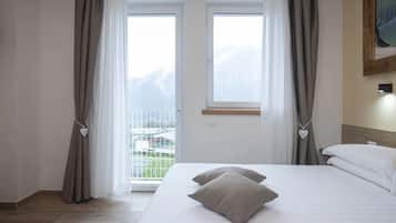 6 bedrooms, free WiFi, bed sheets