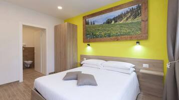 6 bedrooms, free WiFi, bed sheets