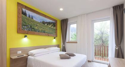 Holiday Home 'Alle Arce' with Lake View, Wi-Fi and Air Conditioning