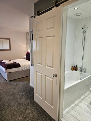 Hair dryer - Bonnington Abode (Edinburgh)