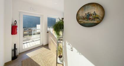 Room 'Camera S Verde Bagno Esterno Privat' with Lake View, Shared Terrace and Wi-Fi