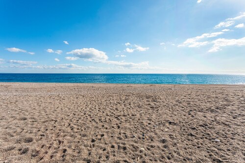 Villa 'Marecalmo Holiday House' with Private Terrace, Wi-Fi and Air Conditioning