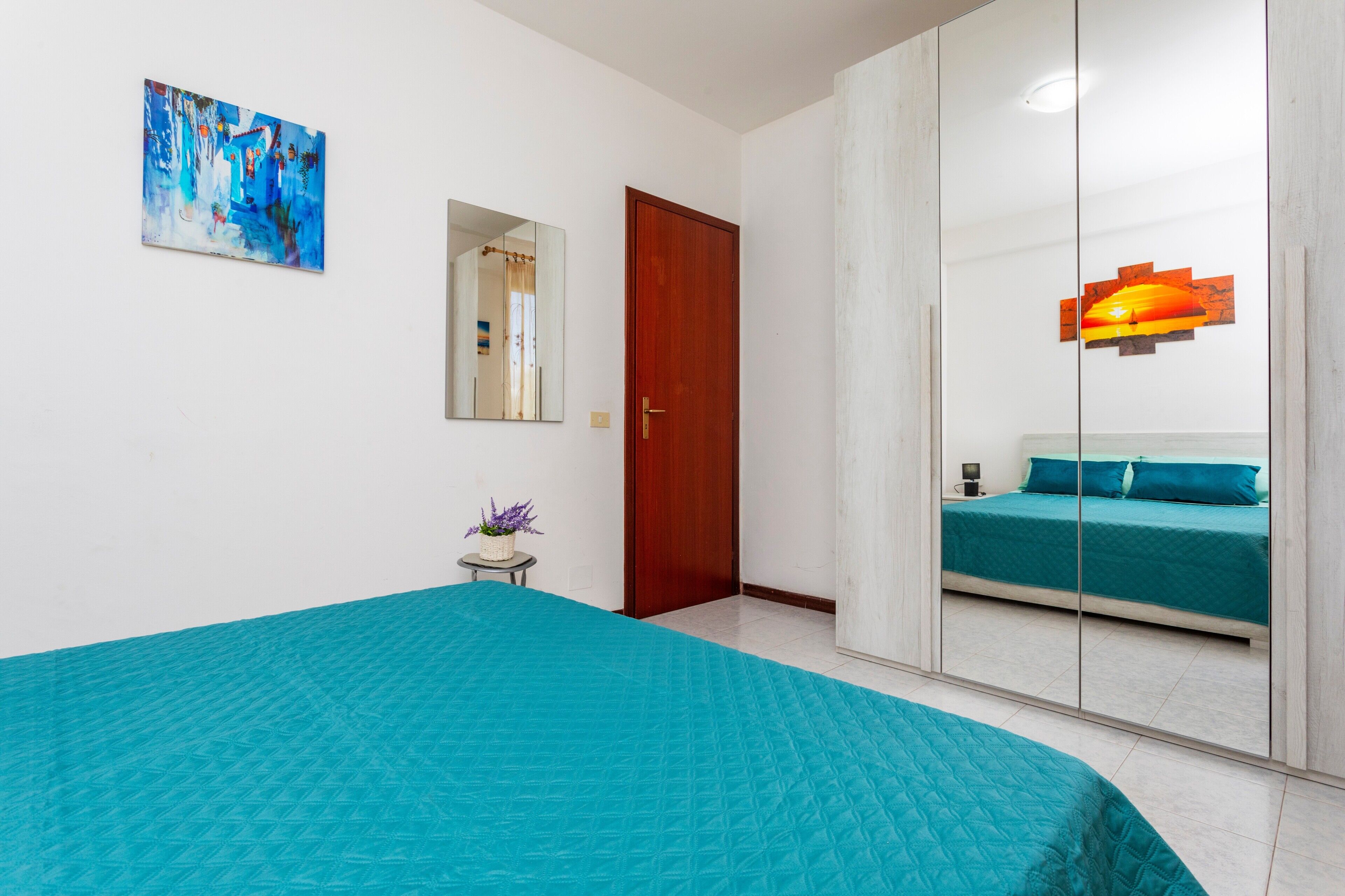 1 chambre, fer et planche à repasser, Wi-Fi gratuit, draps fournis