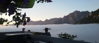 Cottage 'Gite Chaletdusoulor - All Inclusive' with Mountain View, Private Terrace and Wi-Fi