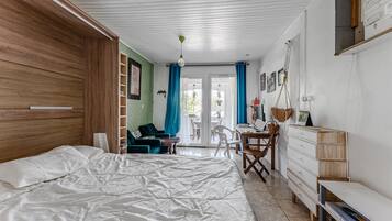 1 camera, ferro/asse da stiro, Wi-Fi gratuito, lenzuola