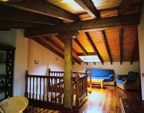 Interior - Country House 'Juderia I' with Wi-Fi (Oña)