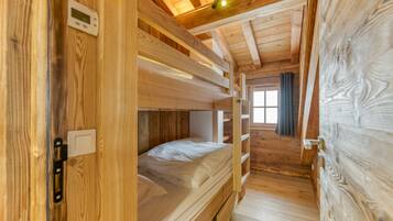 3 Schlafzimmer, BĂŒgeleisen/BĂŒgelbrett, BettwĂ€sche