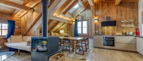 Fireplace, table tennis