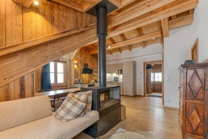 Chimenea y tenis de mesa 