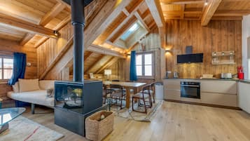 Chimenea y tenis de mesa