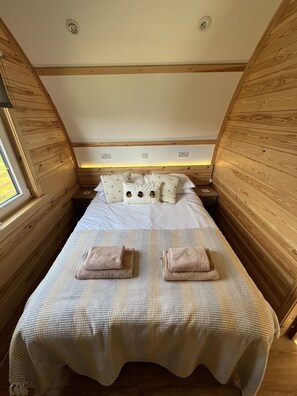 1 soverom, reiseseng for barn, wi-fi (inkludert) og sengetøy