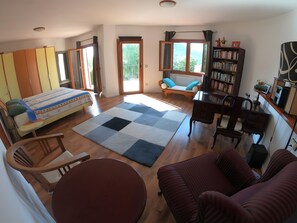 3 bedrooms, iron/ironing board, free WiFi, bed sheets - Villa 'Sunshine' with Mountain View, Private Pool and Wi-Fi (Calonge)