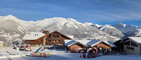 Esterni