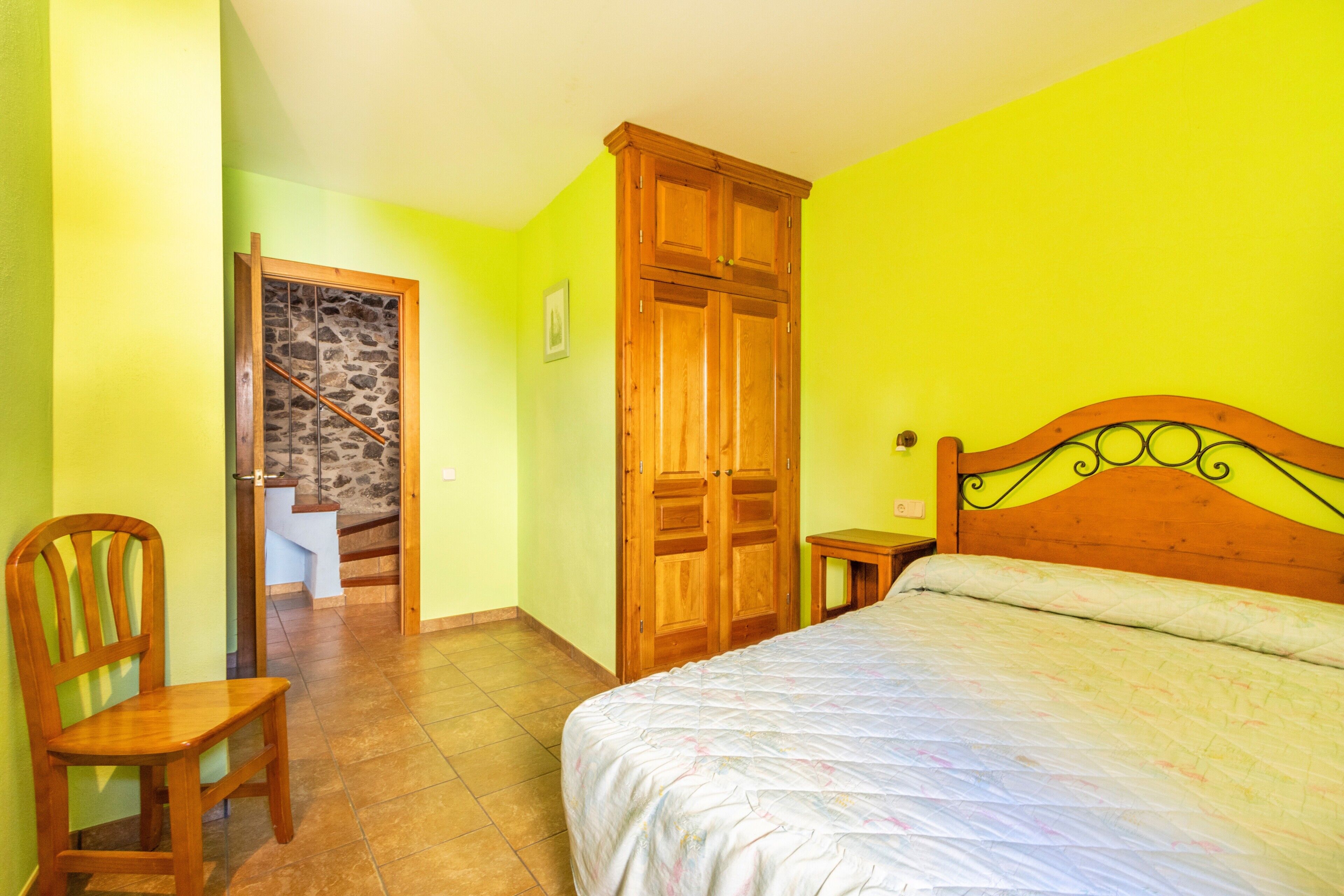 3 bedrooms, free WiFi, bed sheets