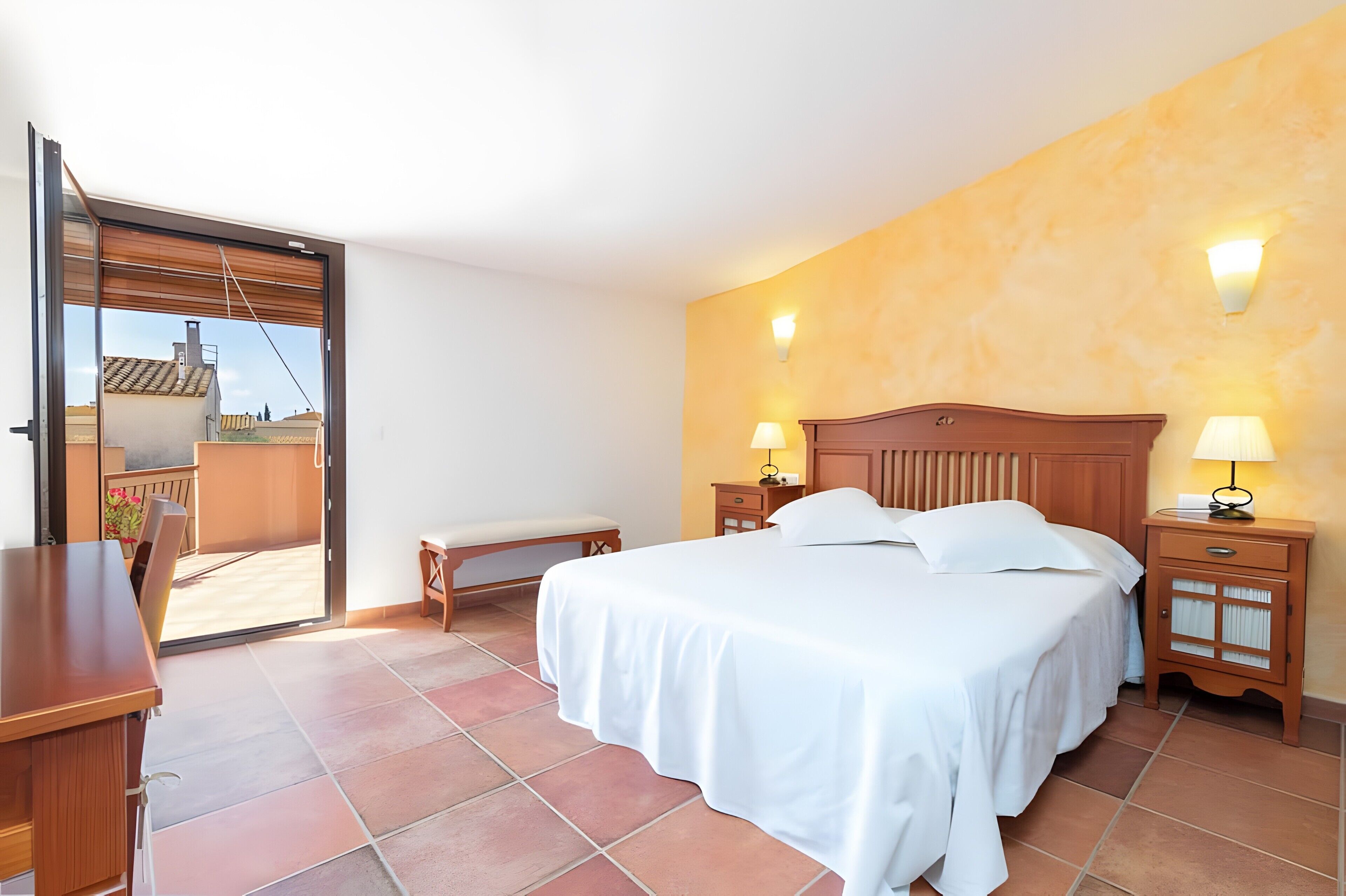 6 chambres, Wi-Fi gratuit, draps fournis
