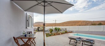 Villa de vacances 'Brisa De Gairia' avec vue sur les montagnes, Wi-Fi et climatisation