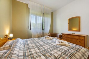 3 bedrooms, free WiFi, bed sheets