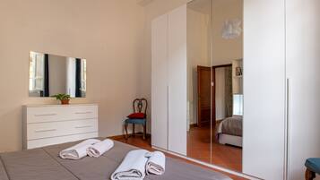 2 Schlafzimmer, Bügeleisen/Bügelbrett, kostenloses WLAN, Bettwäsche